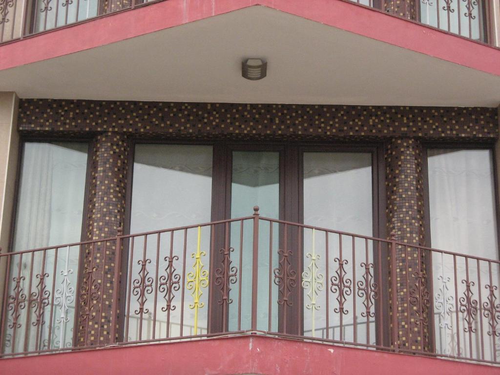 Ellinis Hotel Warna Exterior foto