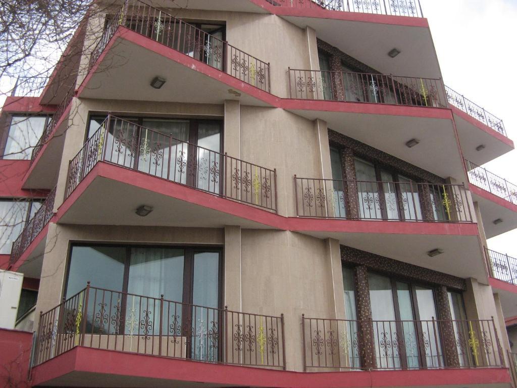 Ellinis Hotel Warna Exterior foto