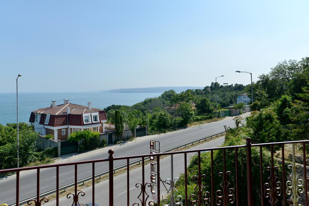 Ellinis Hotel Warna Exterior foto